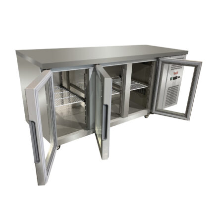 Mesón Refrigerado 3 puertas de vidrio abatibles 545 lts. 1800x700x850 mm.