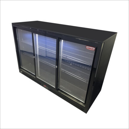 Cooler bajo mesón 3 puertas correderas 320 lts. 1335x505x895 mm.