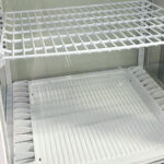 Vitrina pastelera vertical 288 lt. Blanca 5